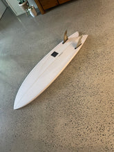 Load image into Gallery viewer, 5'8 Fresh Fish