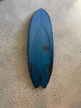 Load image into Gallery viewer, SJS Custom Garage Find, performance surfboard – handcrafted by Scotty James – Gold Coast, Australia - features deep vee.
