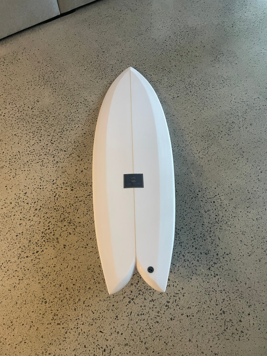 5'8 Fresh Fish